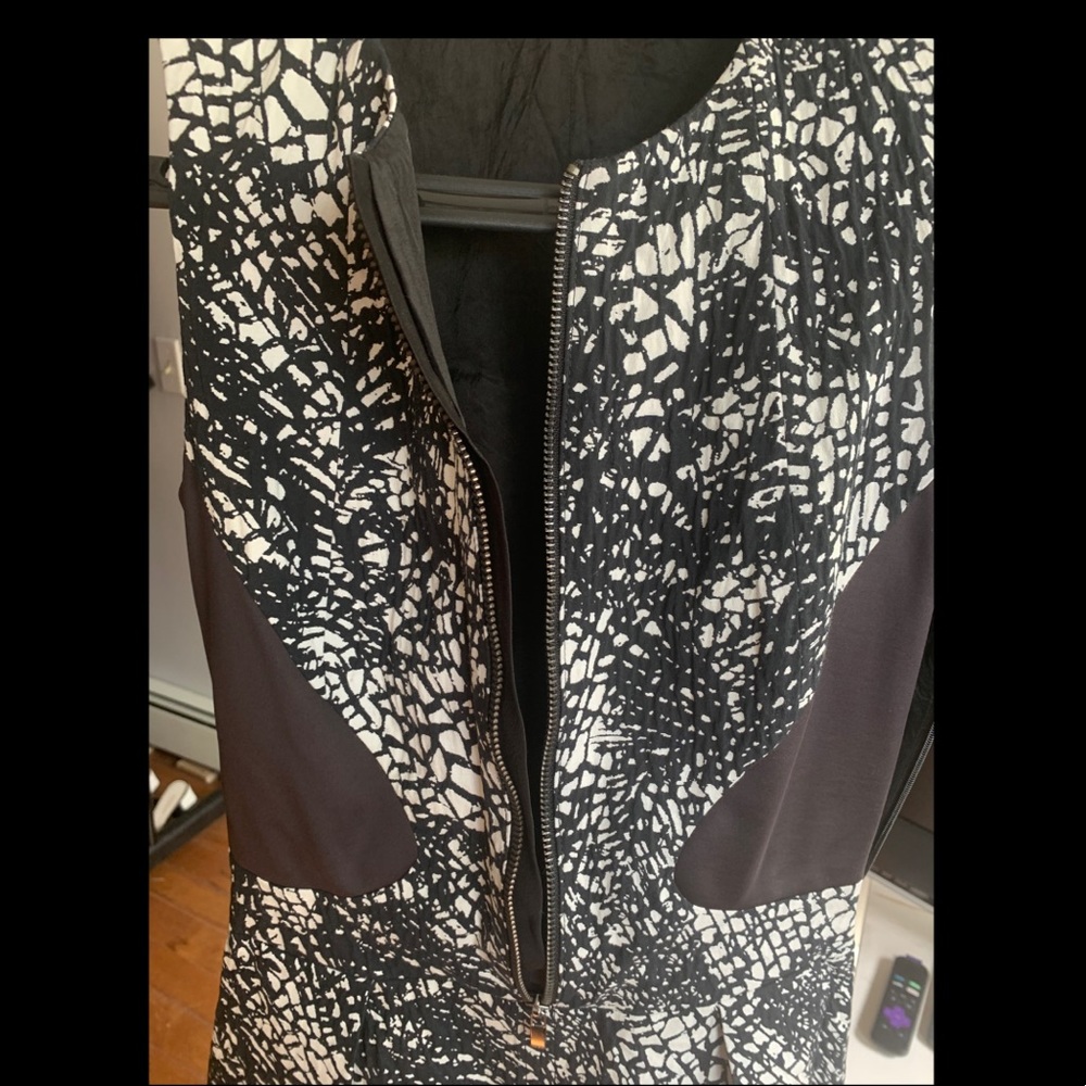 Hugo Boss Dress - Picture 3 of 5
